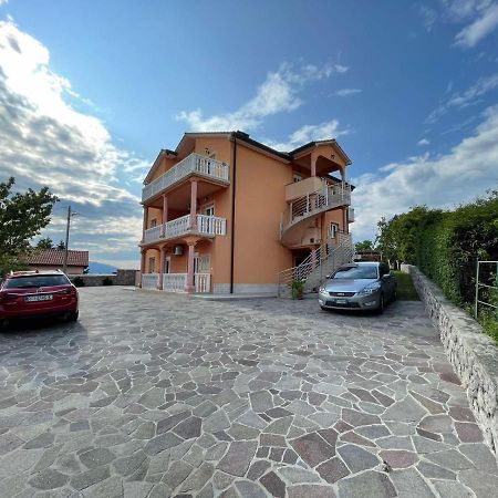 Hill 3 Apartment Viskovo Bagian luar foto