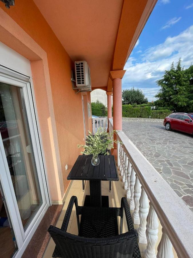 Hill 3 Apartment Viskovo Bagian luar foto