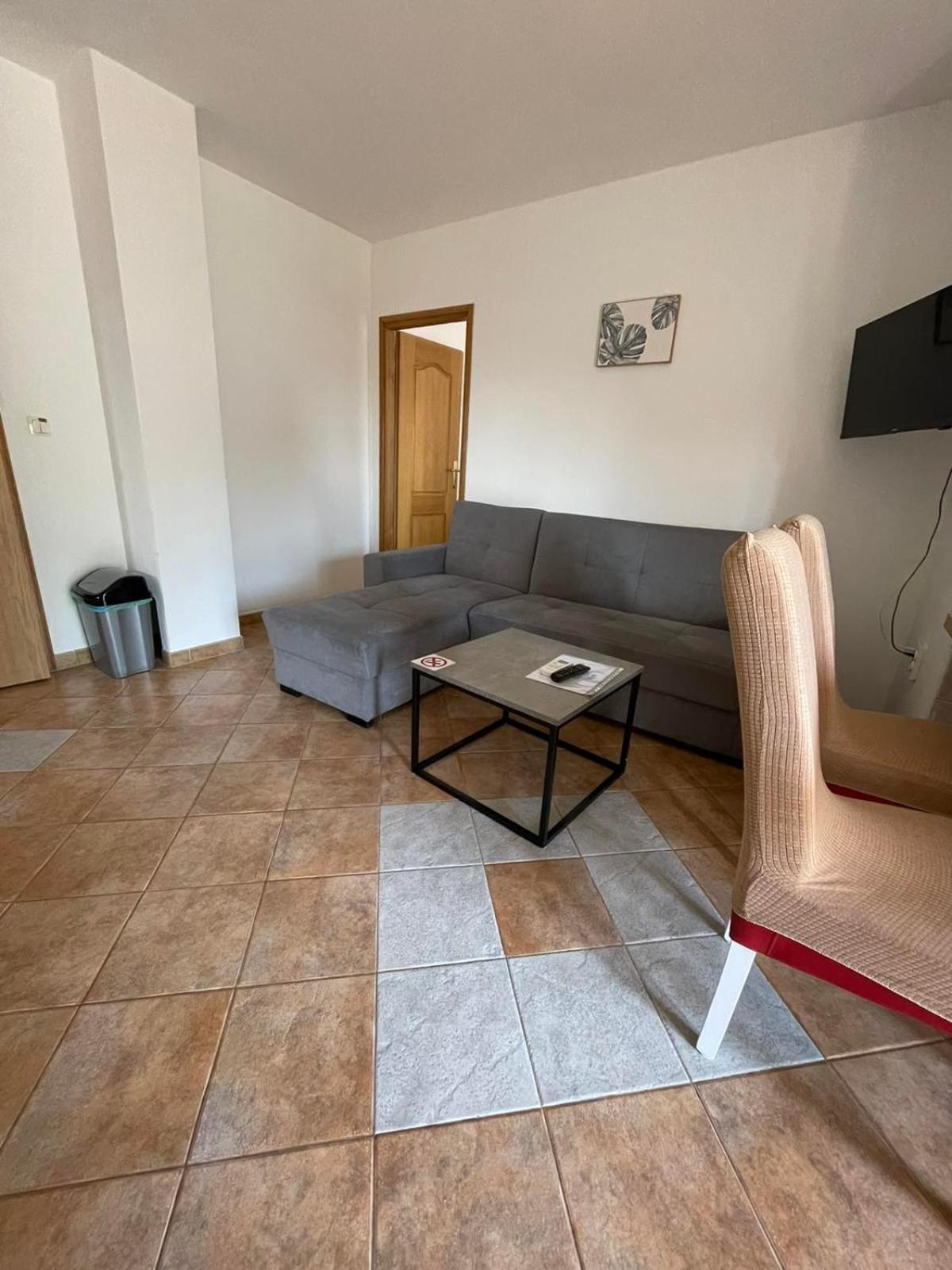 Hill 3 Apartment Viskovo Bagian luar foto
